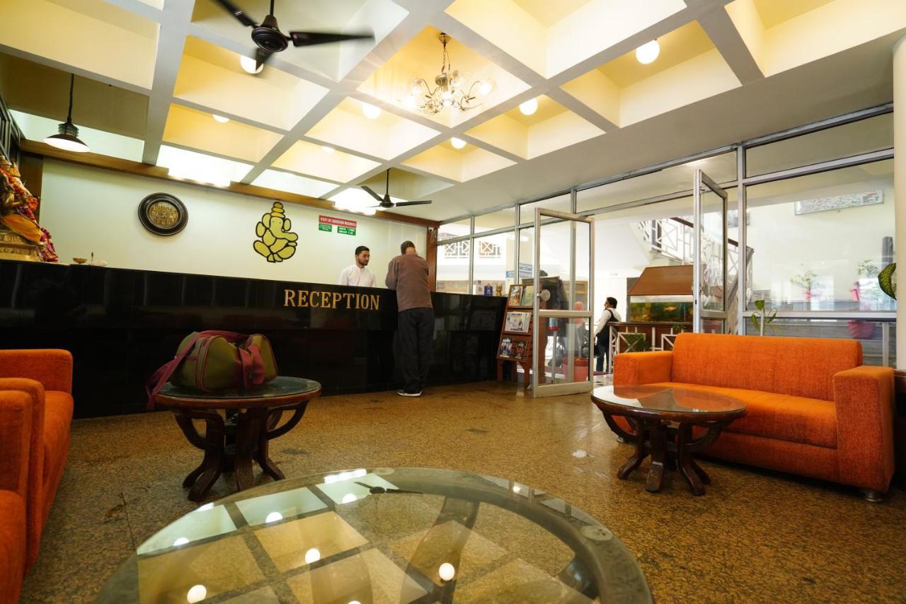 Hotel Gaurab Near Paltan Bazaar Dehradun Exterior foto